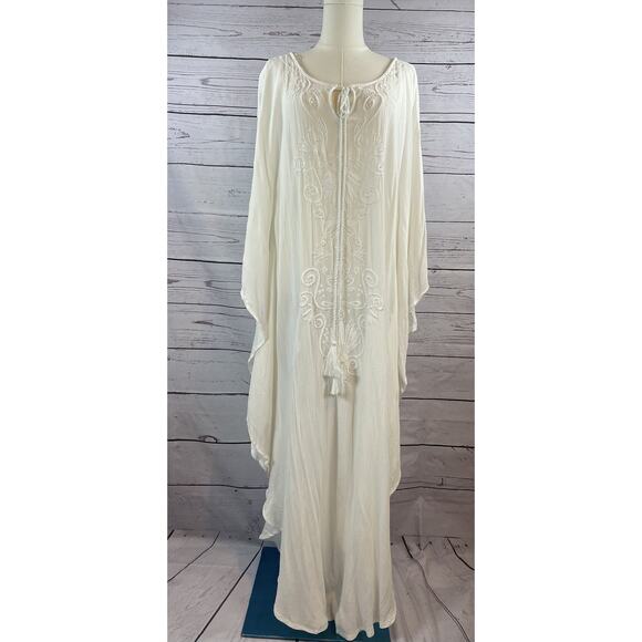 Pia Corsini Other - Pia Rossini White Embroidered Beaded Kaftan Dress Beach Cover Up One Size NWT